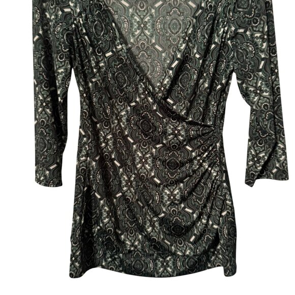 Maurices Womens V-Neck Wrap Blouse Size L 3/4 Sleeve Green Paisley Top - Picture 7 of 12